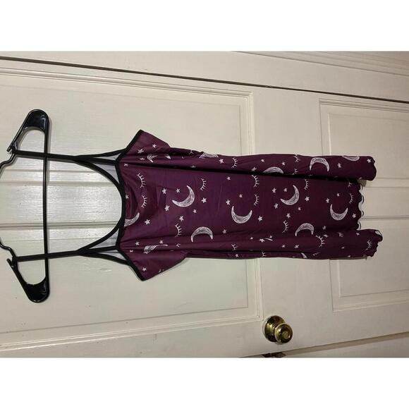 Purple white and black moons and stars XL nightgown - Picture 2 of 6